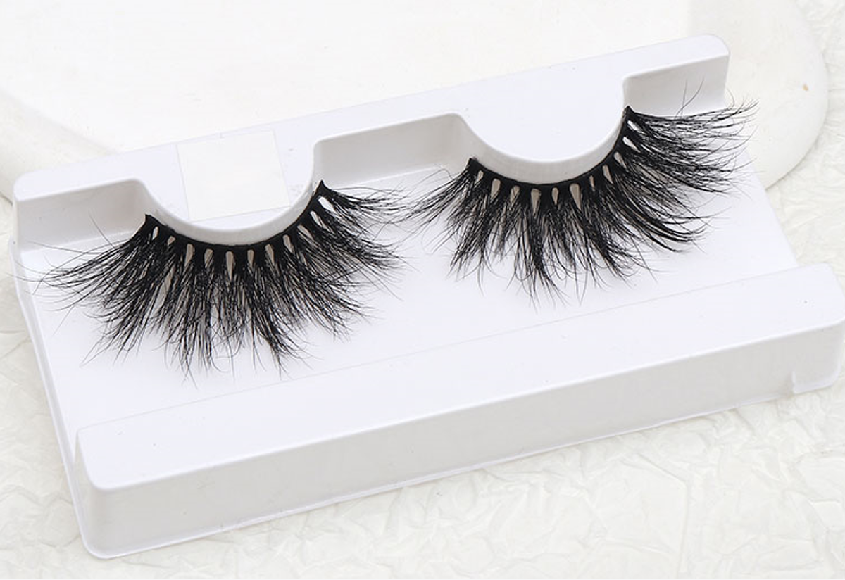 High-quality mink false eyelashes for dramatic volume